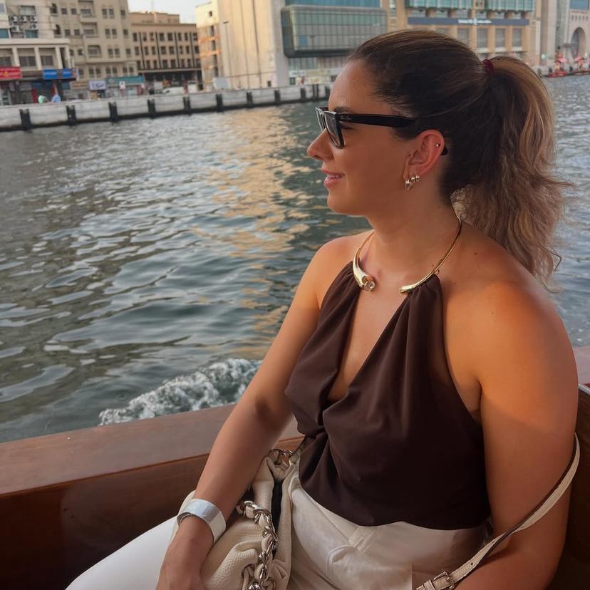 Daniela Garcia em Dubai — foto 1